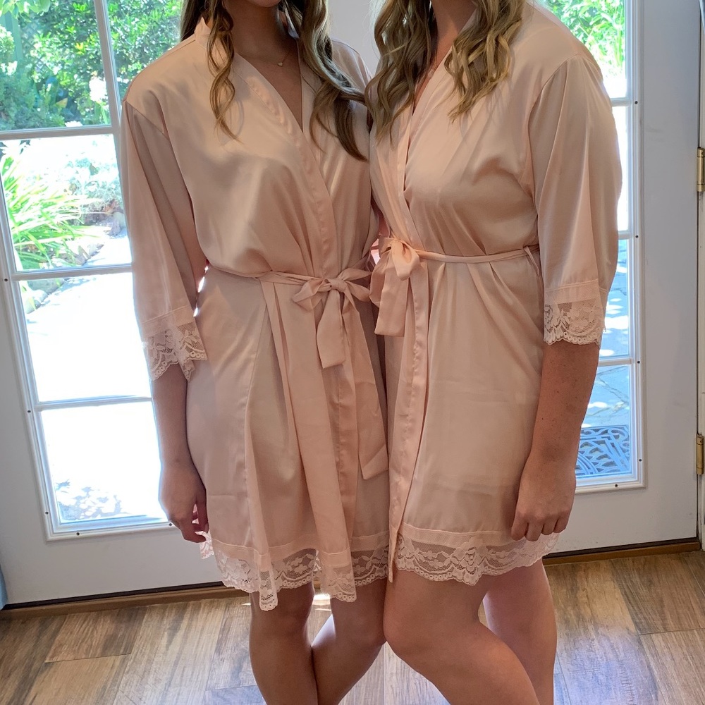 Blush bridesmaid robe